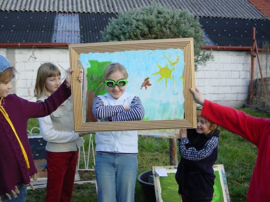 KINDERGEB_LEBENDE_BILDER_MI18.JPG